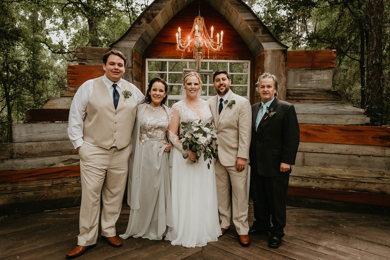 Bridle Oaks Barn Central Florida Rustic Wedding Family Portrait  Photography