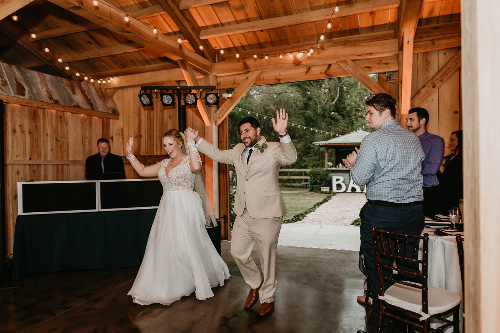 Bridle Oaks Barn Central Florida Rustic Wedding Reception Photography
