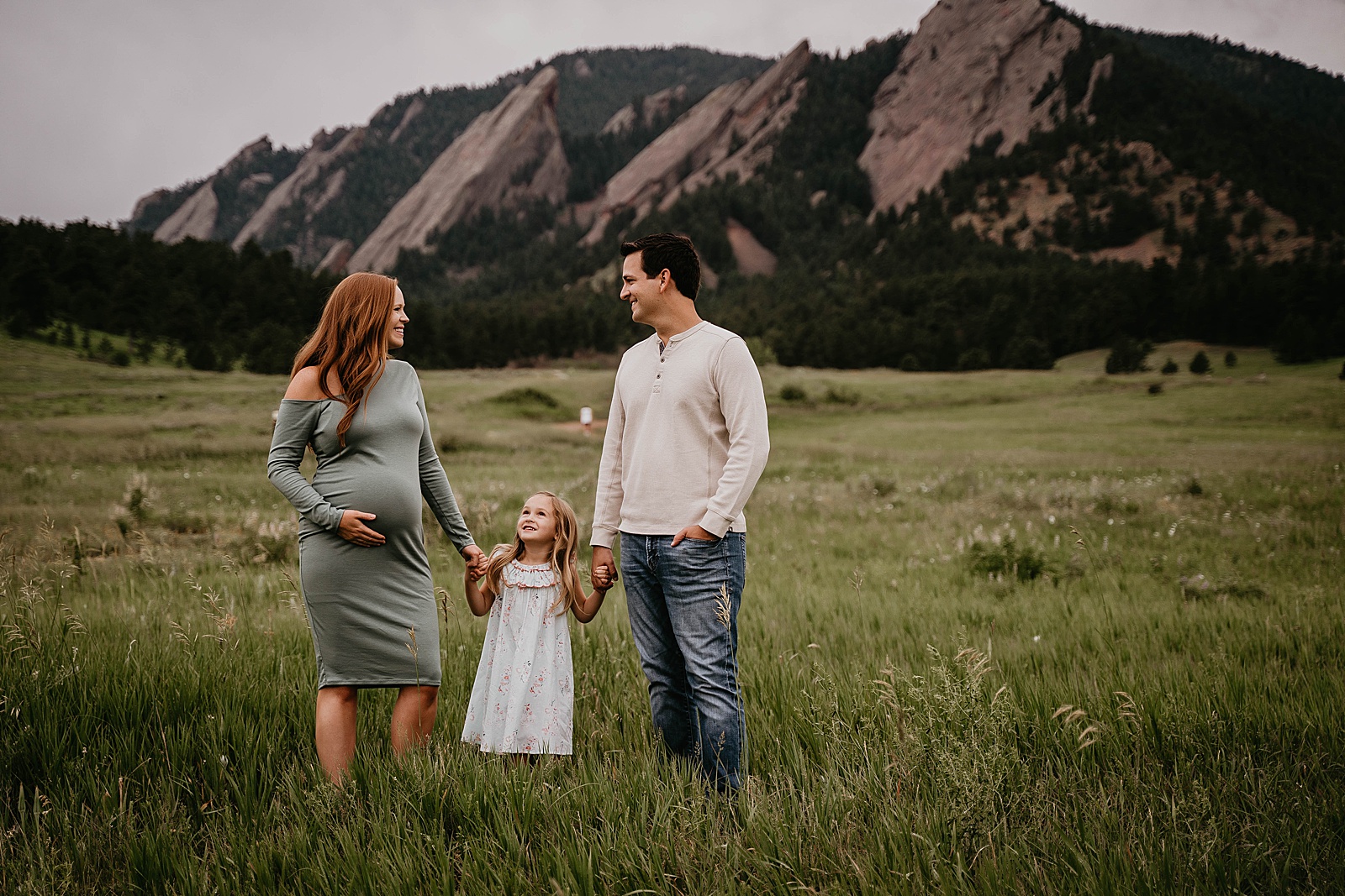 Colorado Mountain Maternity Session at Chitaqua Park captured by Destination Lifestyle Photographer, Krystal Capone Photography