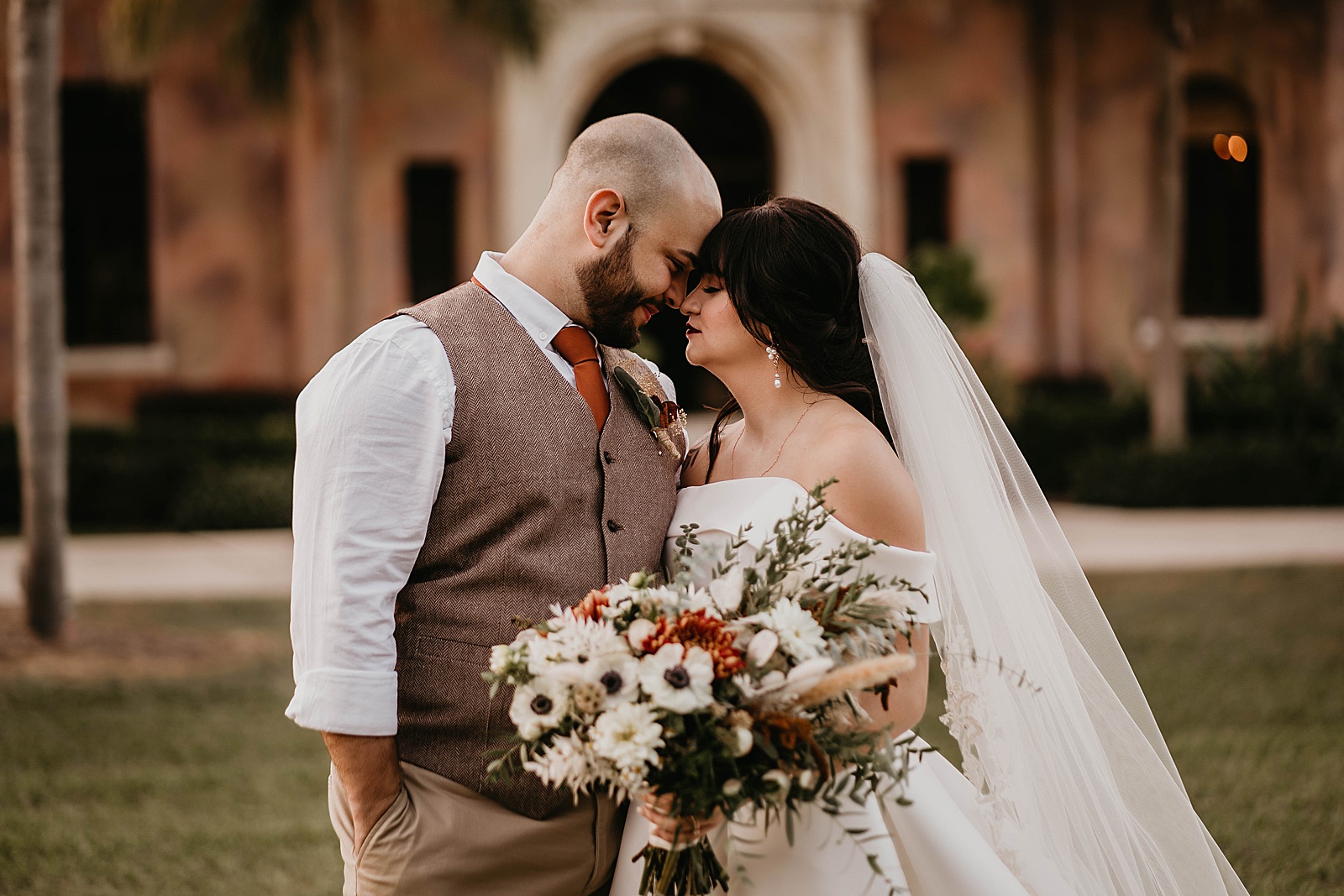 Romantic Howey Mansion South Florida Wedding captured by South Florida Wedding Photographer, Krystal Capone Photography