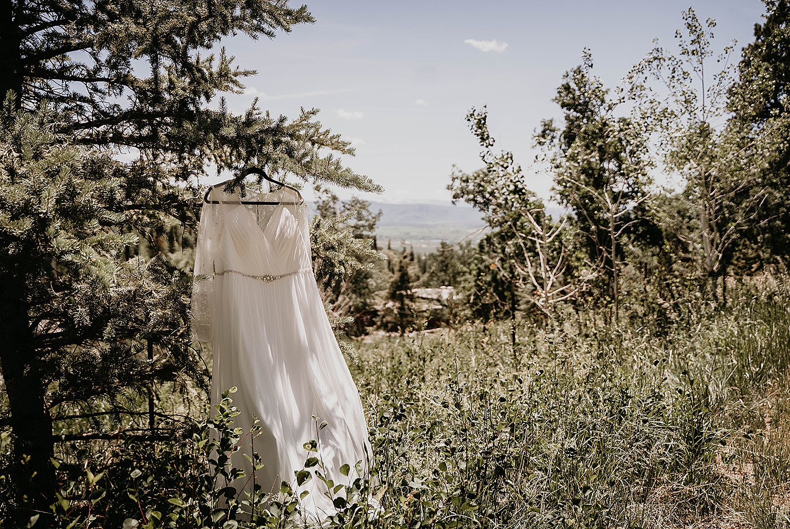 Rustic Colorado Elopement by Krystal Capone Photography