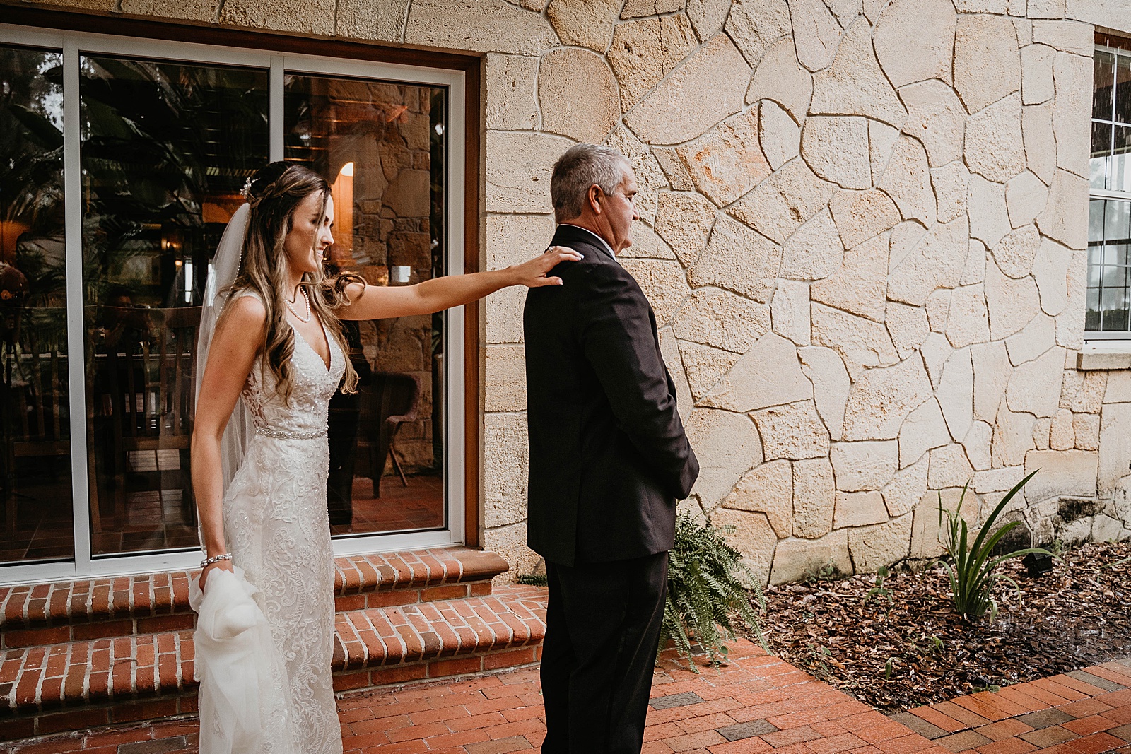 Estate on the Halifax Wedding captured by South Florida Wedding Photographer, Krystal Capone Photography