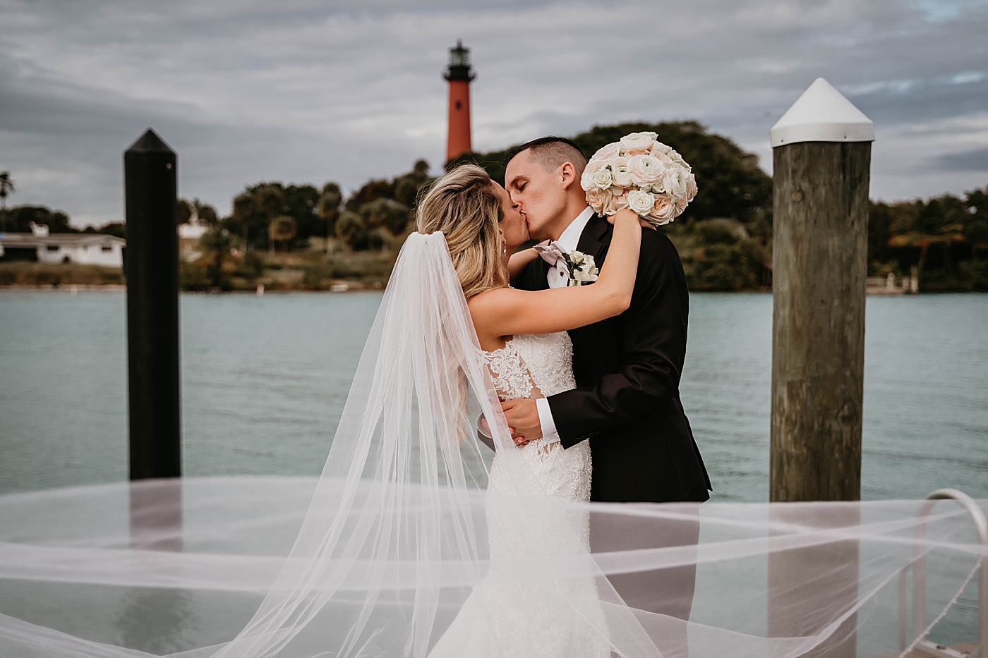 pelican club wedding photos by south florida wedding photographer krystal capone photography